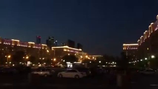 Вечер, на Поклонной горе