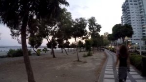 Вечерняя прогулка по Лимассолу, набережная района Ниаполис