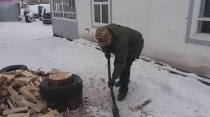 Самый мощный в мире колун.