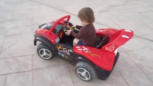 ꆛ Дрифт на детской машине Drift in a baby car
