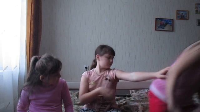 Успеть за 7 секунд втроём. :) смотреть онлайн