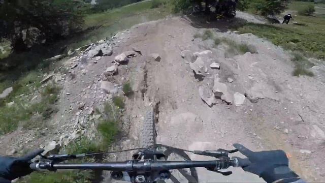 Big jumps con IVOP26 al mottolino bike park смотреть онлайн