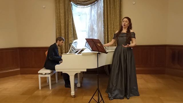 П.Чайковский Серенада (В ярком свете зари) оп. 65 смотреть онлайн