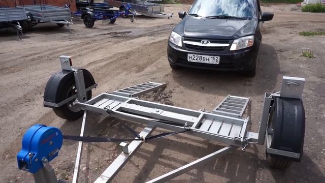 Прицеп эвакуатор с частичной погрузкой автомобиля Багем