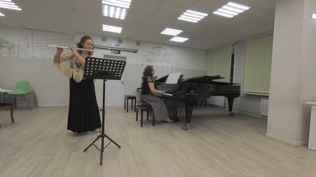Джон Раттер - «Прелюдия», «Остинато» из «Античной сюиты»