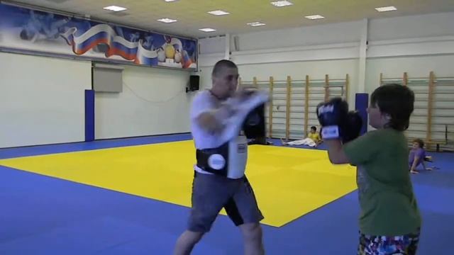 Виталий Минаков тренирует мальчишек - 1 смотреть онлайн