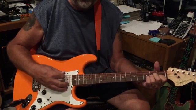 Steve Bright & the Orange Squier SSS Affinty Strat - Slight MakeOver смотреть онлайн