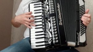 "Шаланды полные кефали" или "Про Костю-моряка". Как играть на аккордеоне.