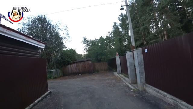 Russian Dacha Community Bicycle Tour. New Ideas & Problems With Sending of Sweet Boxes смотреть онлайн
