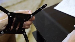 Кронштейн для телевизора настенный поворотно наклонный 10"- 30", универсальное крепление на стену