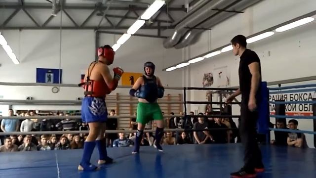 Тайский бокс(муай-тай)первый бой. 26.02.2017 смотреть онлайн