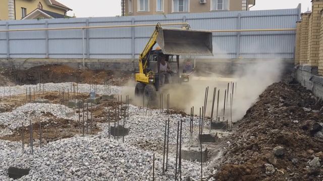 Фундамент. Свайный ростверк. Утеплённые монолитная плита. СК Стройкомплекс смотреть онлайн