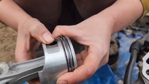 Genius girl repairs and cleans Honda GX200 engine to help fishermen|Girl Mechanic