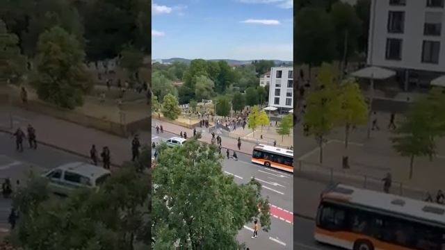 Фестиваль Эритреи в немецком Гиссене закончился массовыми беспорядками
В ход пошли камни и дымовые