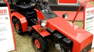 Мини-трактор МТЗ Беларус 132Н. Видеосюжет. Mini tractor MTZ Belarus 132N. The video.