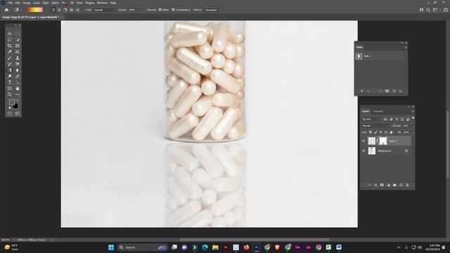 How to Make Reflections in Photoshop: A Step-by-Step Guide смотреть онлайн
