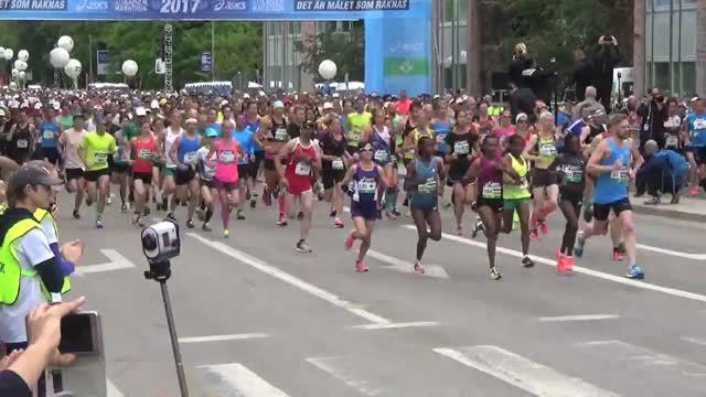 Стокгольм марафон 2017, первый марафон в день рождения смотреть онлайн