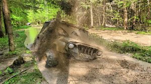 Оффроад в Валищево Часть 1, грязевой бой 10 внедорожников