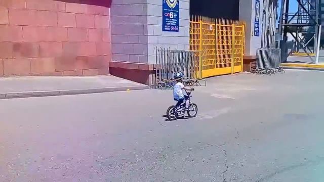 Ричард на двухколесном