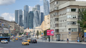 Идём в Moscow city. Любуемся городом. Ресторан "Soho Dolce" в ТЦ "Афимолл". Красивые авто. Москва.