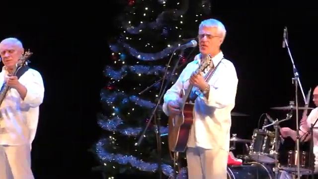 'Поющие гитары' "Не ломай черемухи" смотреть онлайн