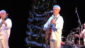 'Поющие гитары'  "Не ломай черемухи"