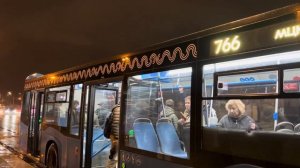 Автобус НефАЗ-5299-40-52 следует по маршруту 766 ”м. Стахановская - МЦК ЗИЛ”