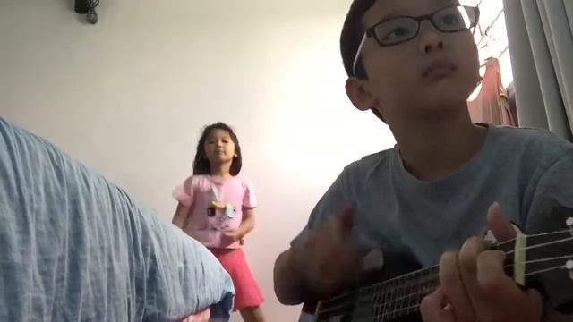 Symphony ukulele смотреть онлайн