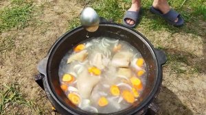 Шурпа из свинины. Готовим в казане,на костре.Готовим на берегу реки Ишим.