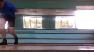 Тренировка конькобежца на досках