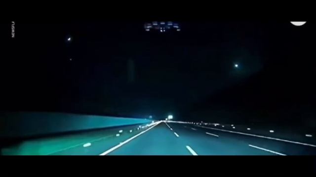 23.06.2023 в небе Китая была замечена светящаяся сфера, точное значение которой понять невозможно. смотреть онлайн