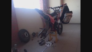 питбайк bse mx 125 замена масла, приводной цепи и звезд