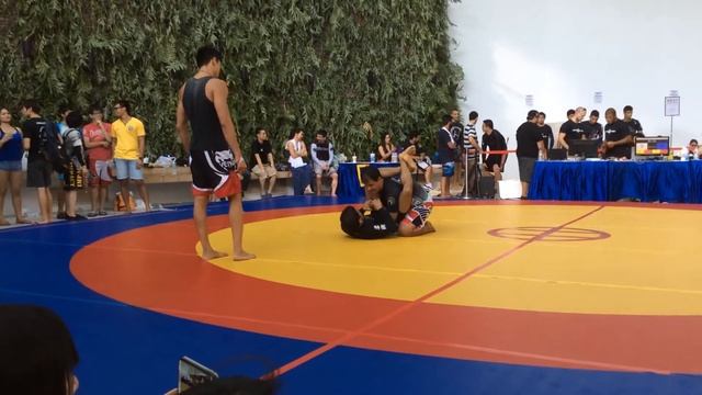 Sharmaji Vs Clifford смотреть онлайн