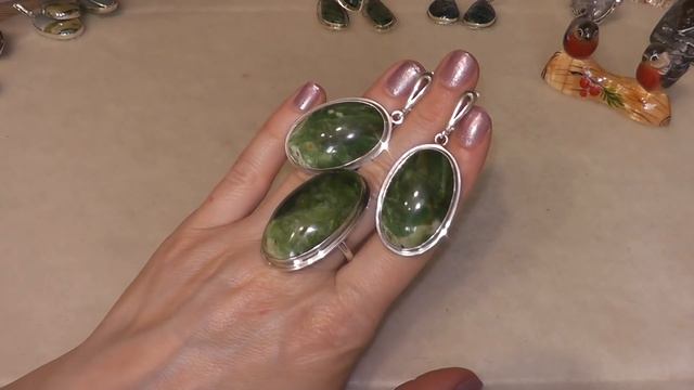 КВАРЦ-ХЛОРИД ,ФУКСИТ ,СЕРДОЛИК И ДРУГИЕ ( КАМНИ В СЕРЕБРЕ ) смотреть онлайн