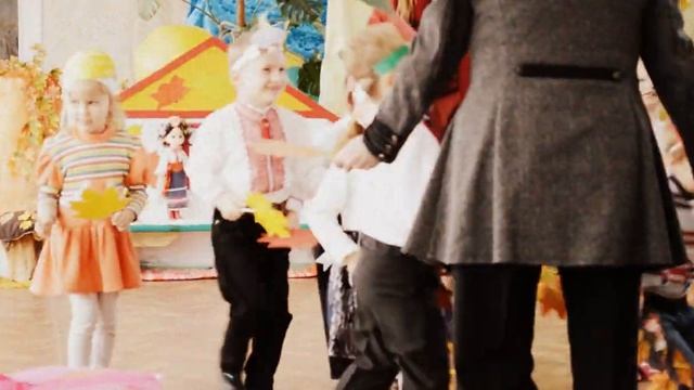 Праздник осени в садике) смотреть онлайн