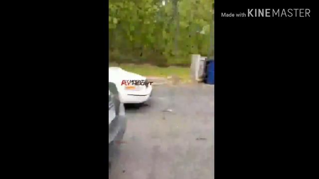 Fight In The Projects So Lit (It's Unbewievable) смотреть онлайн