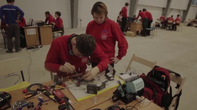 Школа моделирования беспилотных летательных аппаратов Технопарка САФУ смотреть онлайн