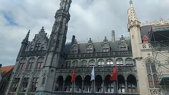 Бельгия-2023. Писающий мальчик в Брюгге (Manneken Pis in Bruges)