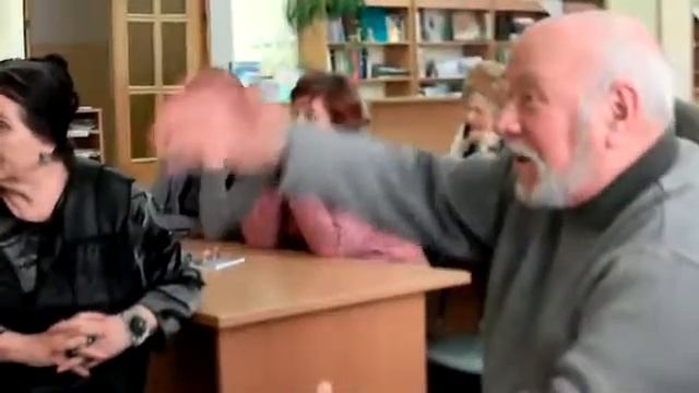 В. Калуцкий об отличии человека от обезьяны смотреть онлайн