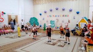 В гостях у сказки, Колобок на спортивный лад