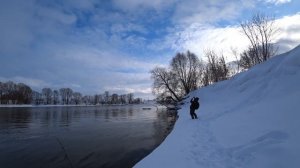 ЗИМНИЙ СПИННИНГ!  нижняя москва река СУДАКИ ловятся в глухозимье!