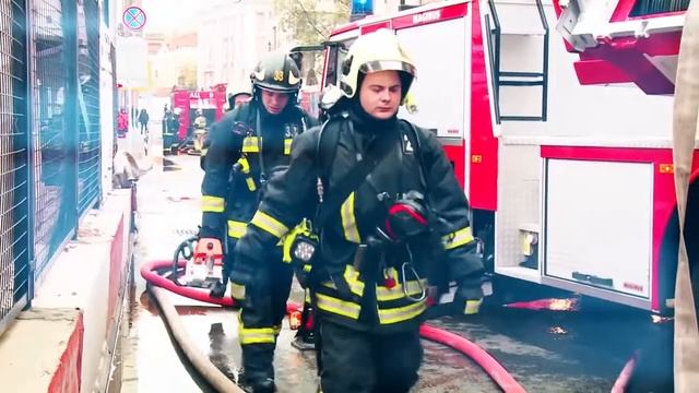 Спасатель - профессия смелых смотреть онлайн