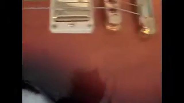 Un-Boxing a New Les Paul Studio смотреть онлайн