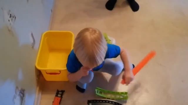 Кроватка машинка Ламба Красная смотреть онлайн