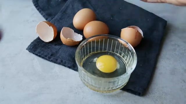 Яйца Бенедикт смотреть онлайн