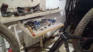Как поменять каретку на скоростном велосипеде .установка катриджа
