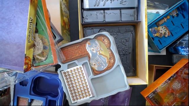 Unboxing Video - Everdell's Big Ol Box of Storage смотреть онлайн
