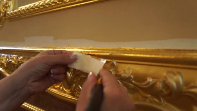 Золочение поталью