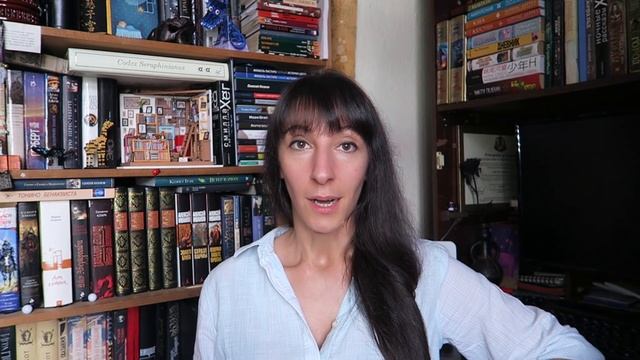 Несколько прочитанных книг и... одна черная кошка ? смотреть онлайн