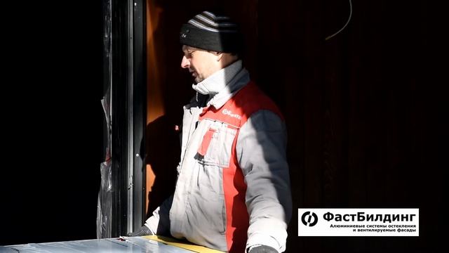 Монтаж алюминиевой входной двери